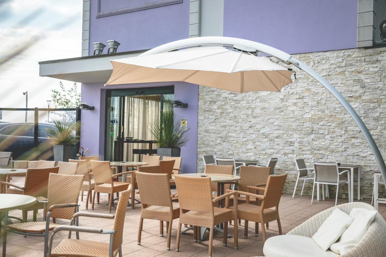 Hotel Baya - In Centro, Sul Mare Milano Marittima Buitenkant foto