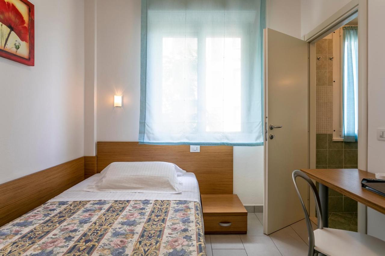 Hotel Baya - In Centro, Sul Mare Milano Marittima Buitenkant foto