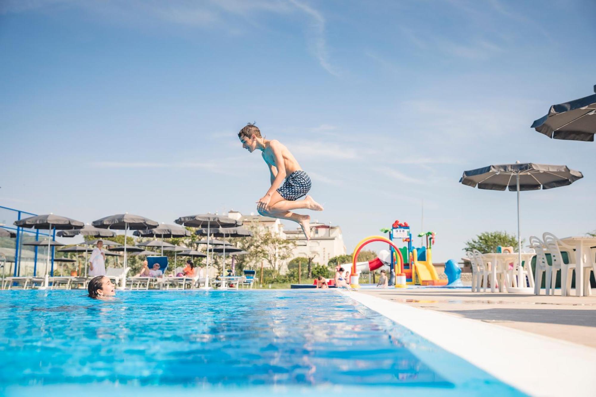 Hotel Baya - In Centro, Sul Mare Milano Marittima Buitenkant foto