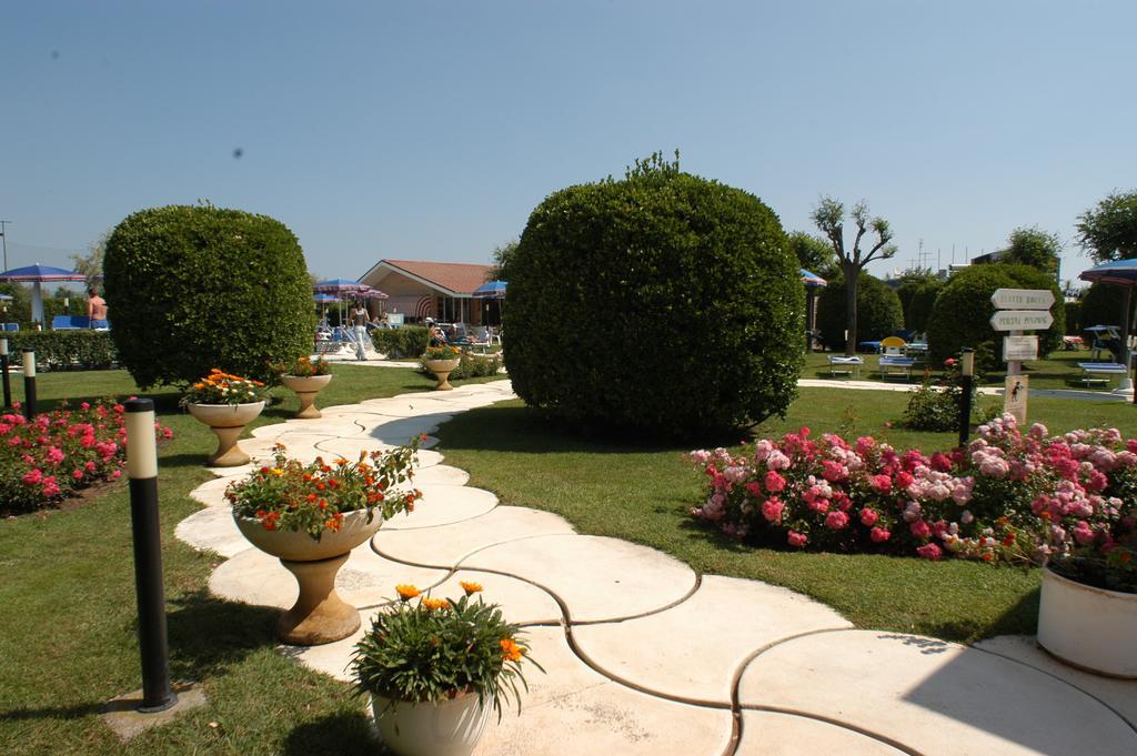Hotel Baya - In Centro, Sul Mare Milano Marittima Buitenkant foto