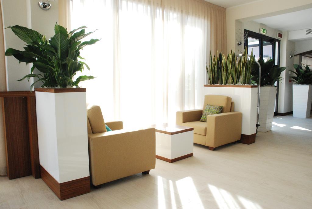 Hotel Baya - In Centro, Sul Mare Milano Marittima Buitenkant foto