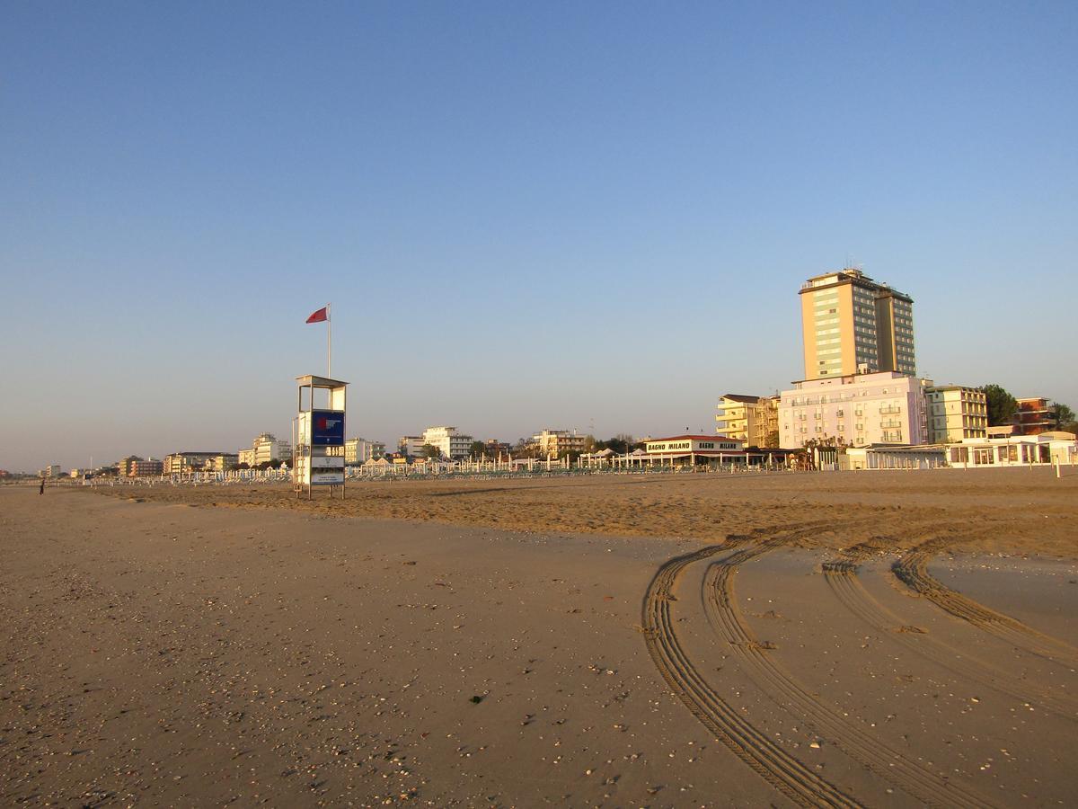Hotel Baya - In Centro, Sul Mare Milano Marittima Buitenkant foto